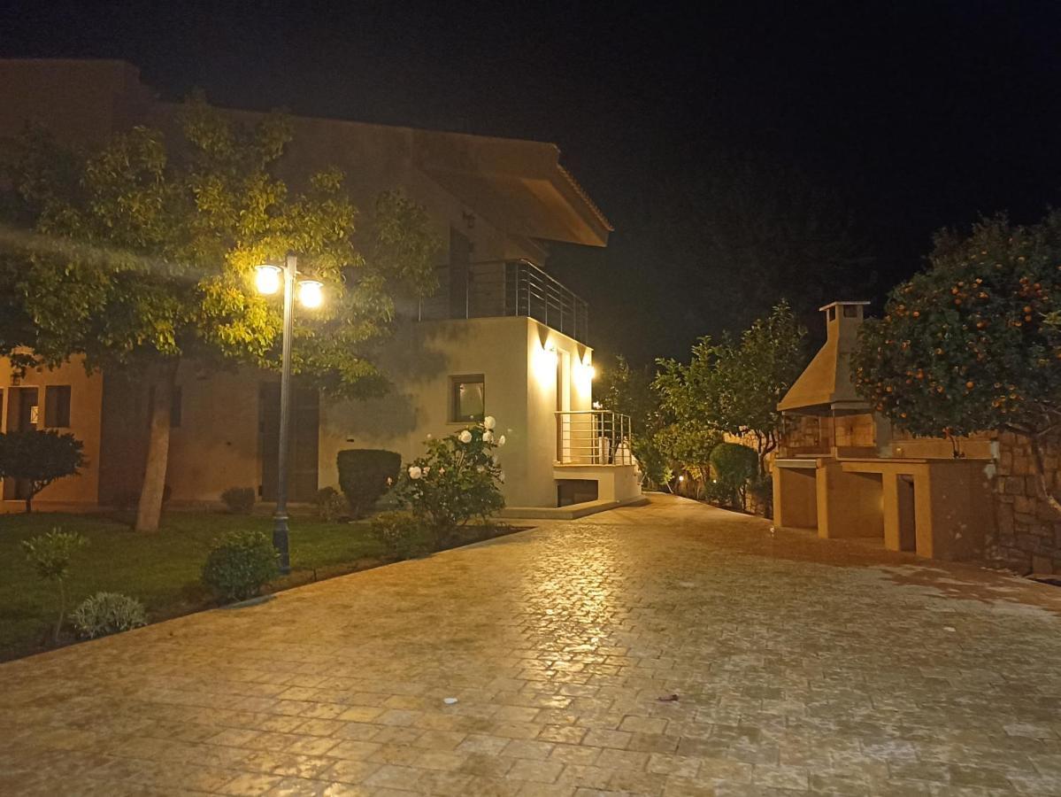 Paralia Sergoulas Seaside Retreat Houseヴィラ エクステリア 写真